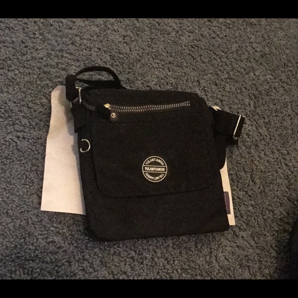 Purse - Picture 1 of 6